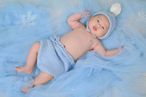 范县宝宝几个月可以吃饭 范县宝宝几个月可以吃饭